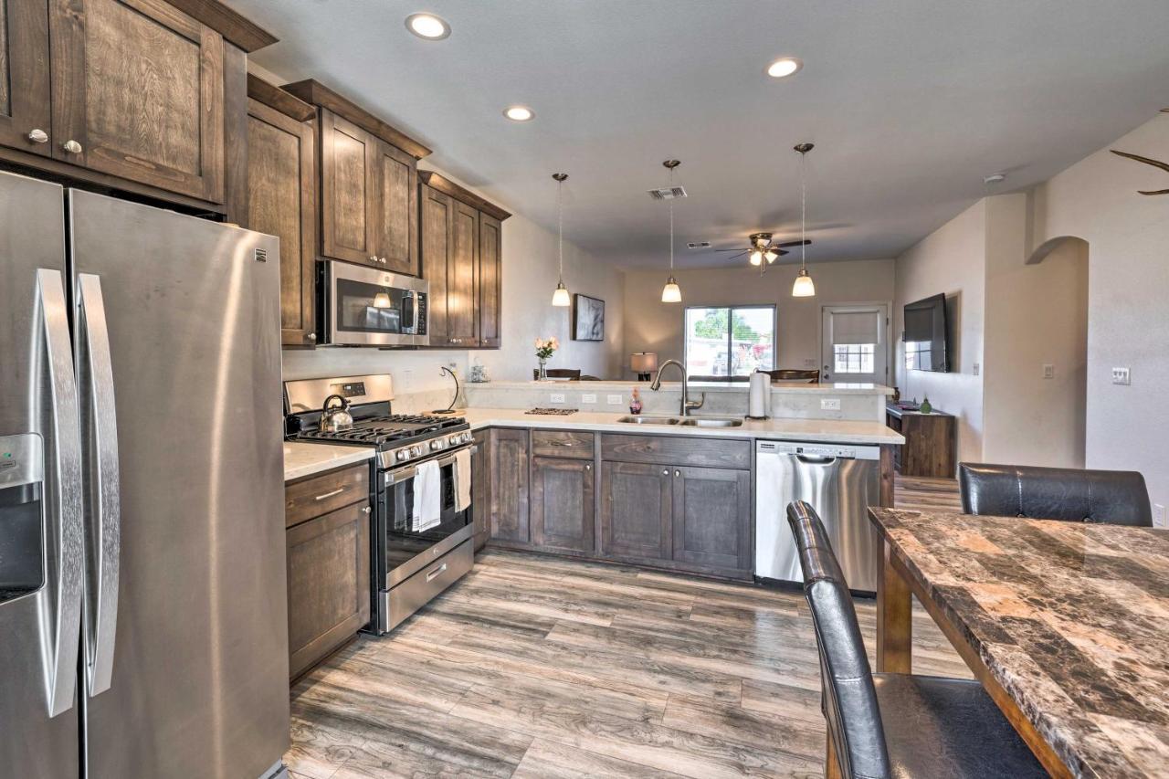 Pet-Friendly Retreat - 1 Block To Colorado River! Bullhead City Extérieur photo